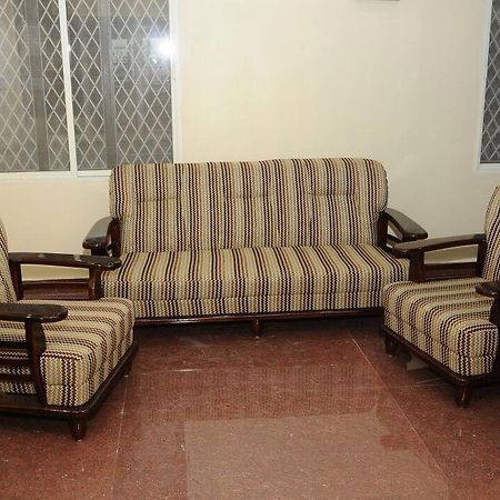ホテルTripura Sundari Residency Madanapalle エクステリア 写真
