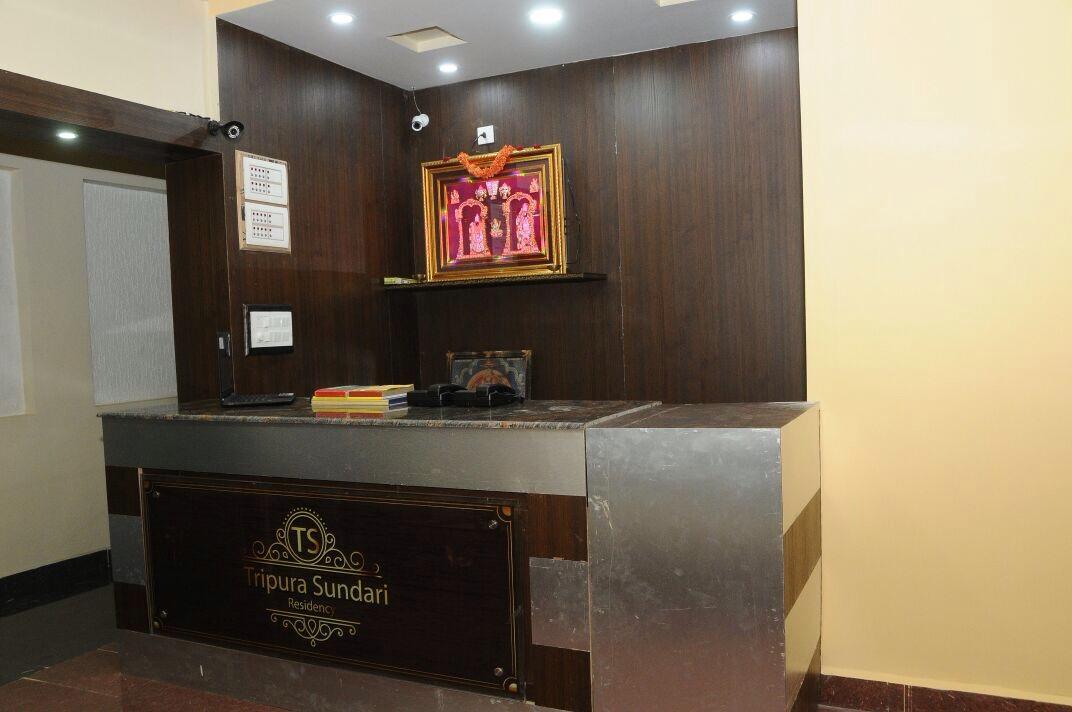 ホテルTripura Sundari Residency Madanapalle エクステリア 写真